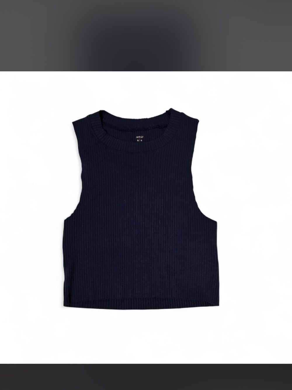 AERIE- Navy blue ribbed tank top- Size: M.
NWT